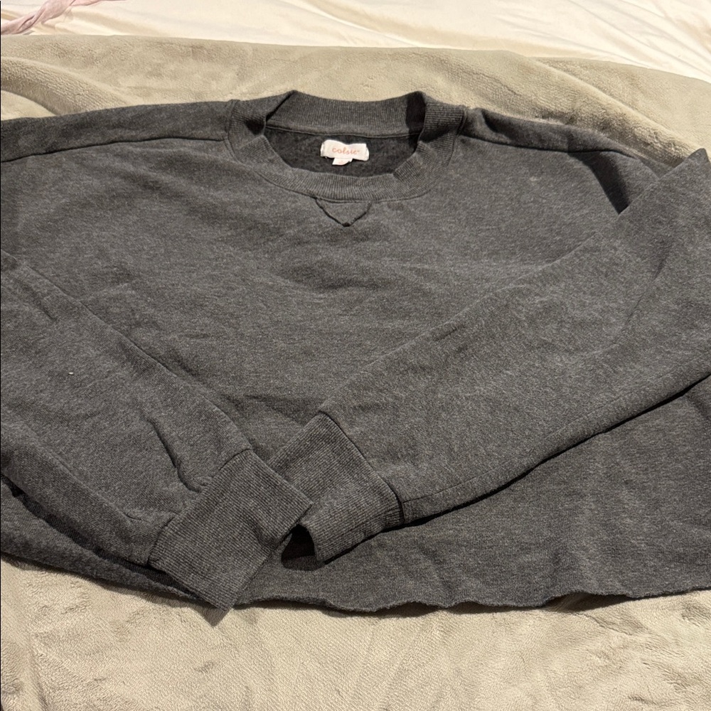 Colsie Dark Gray Crewneck Sweater